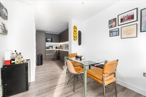 1 bedroom flat to rent, Highfield Court, Shoreditch, London, N1