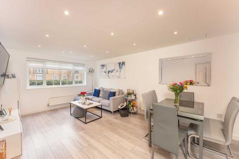 34 Coleridge Way, Borehamwood, WD6 2AR