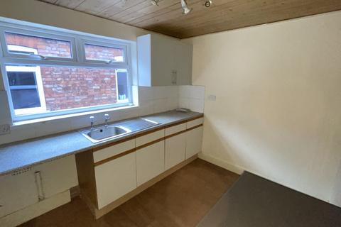 2 bedroom flat to rent, Park Street, Grimsby