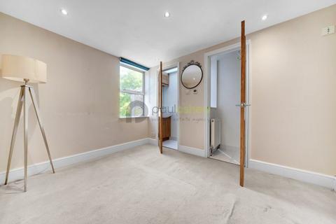 15 Newark Road, South Croydon, CR2 6HR
