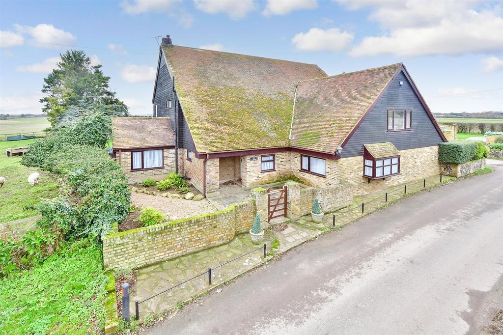 Park Road Lane, Woodchurch, Birchington, Kent 5 bed detached house for