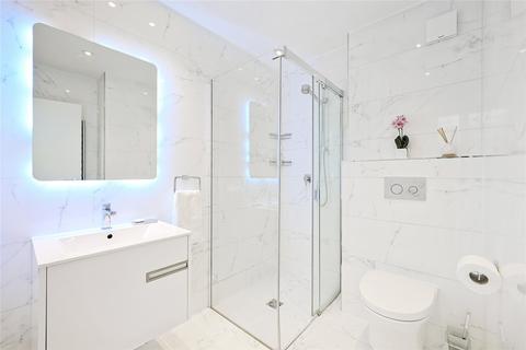 3 bedroom flat to rent, Queens Gate, South Kensington, London
