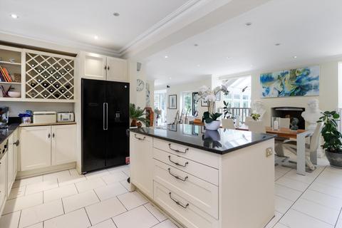 6 bedroom detached house for sale, Old Avenue, St George's Hill, Weybridge, KT13.