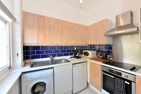 1 bedroom flat for sale, Gordon Road, London