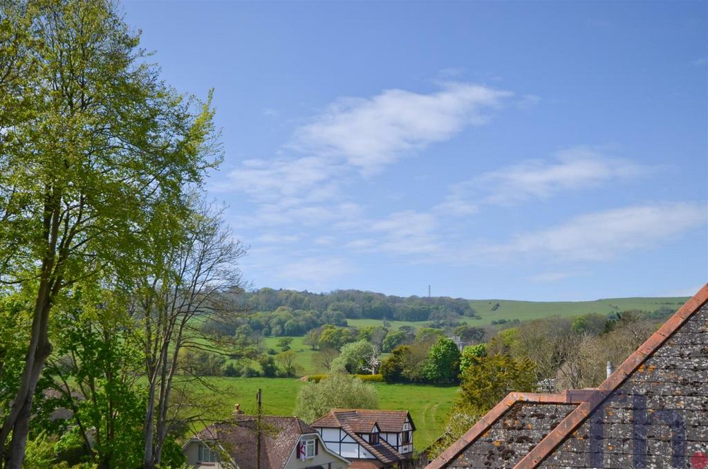 Ventnor PO38 3 bed cottage for sale £315,000