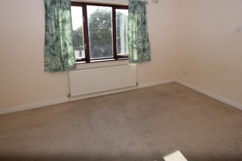 2 bedroom terraced house to rent, Reginald Mews, Douglas, IM2 7AL