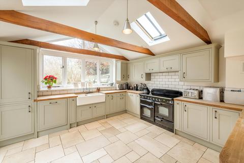 4 bedroom detached house for sale, Town Hill, Lamberhurst, Tunbridge Wells, Kent, TN3