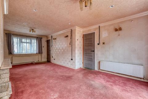 16 Bilberry Drive, Rednal, Birmingham, B45 9QY