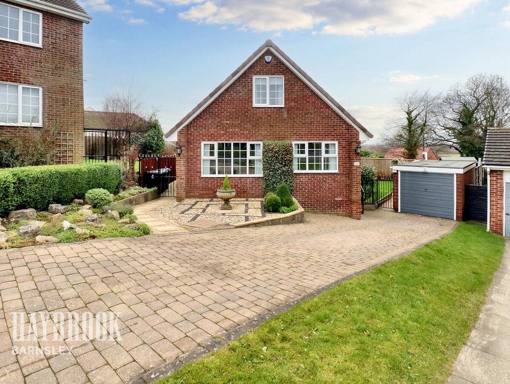 Haldane Close, Brierley 3 bed detached house for sale £270,000