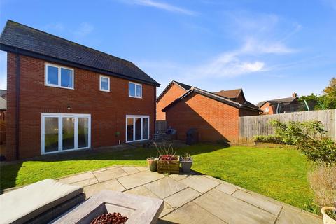 4 bedroom detached house for sale, Lawnspool Drive, Kempsey, Worcester, Worcestershire, WR5