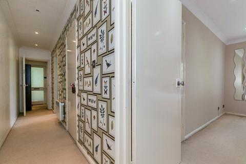 Flat 5, Whitebeam Court, 2a Warren Road, Purley, CR8 1AA