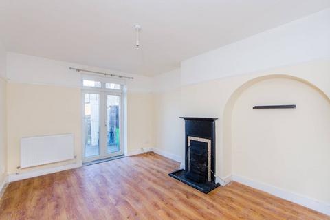 undefined, Old Bromley Road, Old Bromley Road, Bromley, Greater London, BR1