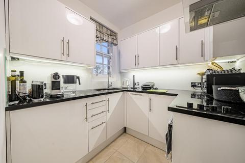 1 bedroom flat for sale, Grove End Road, St John's Wood