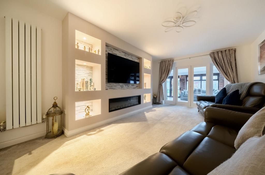 Moor Lane, North Hykeham, North Hykeham, LN6 5 bed detached house for