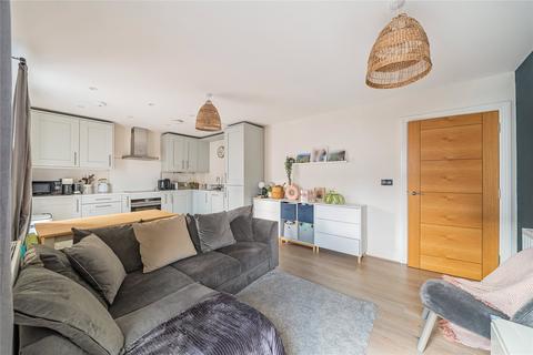 2 bedroom flat for sale, Bridge House, Bridge Street, Walton-on-Thames, Surrey, KT12