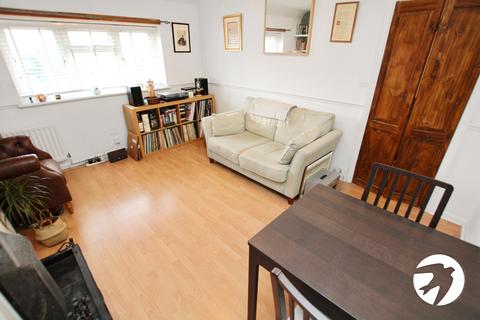 165 Kingsground, London, SE9 5EU
