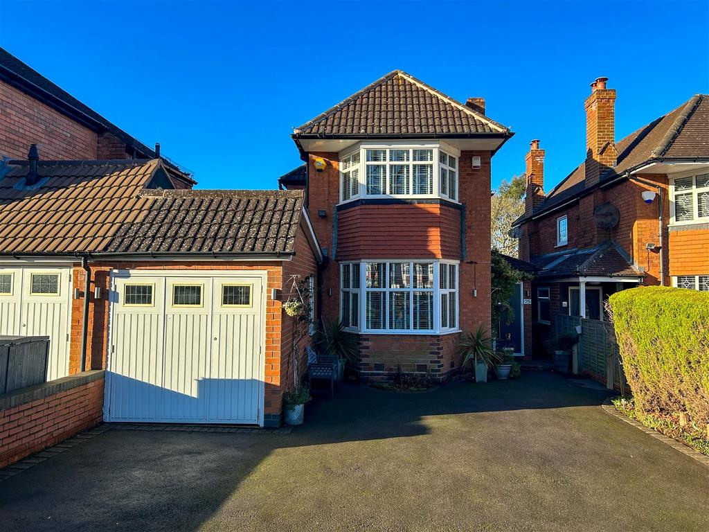 Reservoir Road, Solihull B92 4 bed detached house for sale £630,000