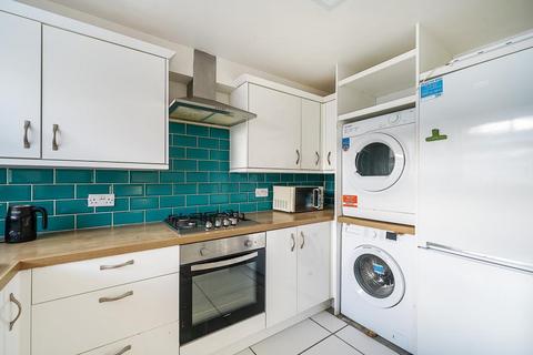 2 bedroom end of terrace house to rent, Alice Smith Square,  Littlemore,  OX4