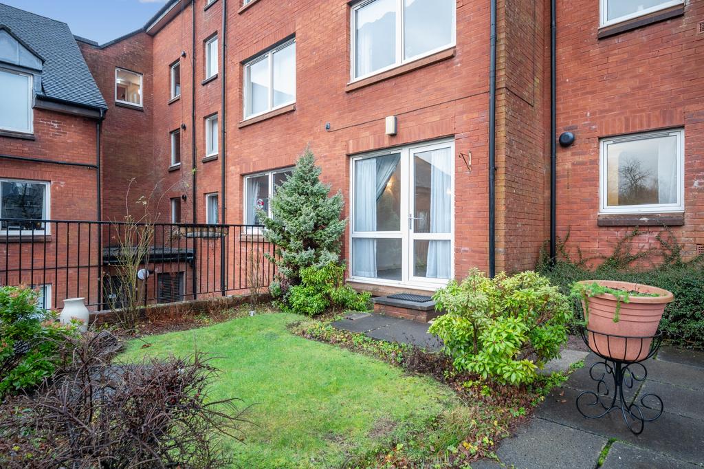 Homebrae House, 1 Strathblane Road, Milngavie, East Dunbartonshire, G62 8DN 2 bed retirement