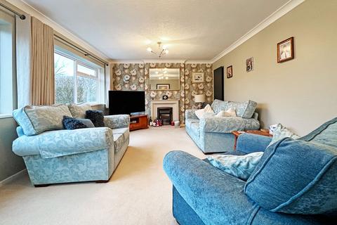 4 bedroom detached house for sale, Woodrow Crescent, Knowle, B93