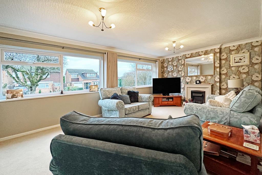 Woodrow Crescent, Knowle, B93 4 bed detached house for sale £650,000