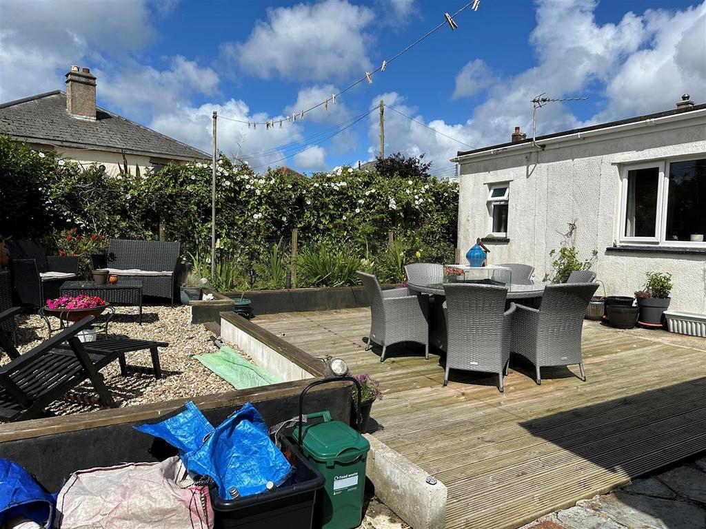 Garden 2.jpg