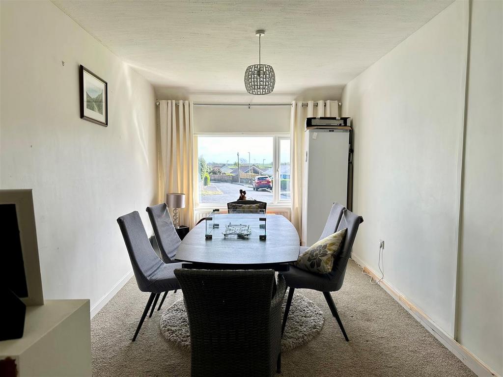 Dining Room.JPG