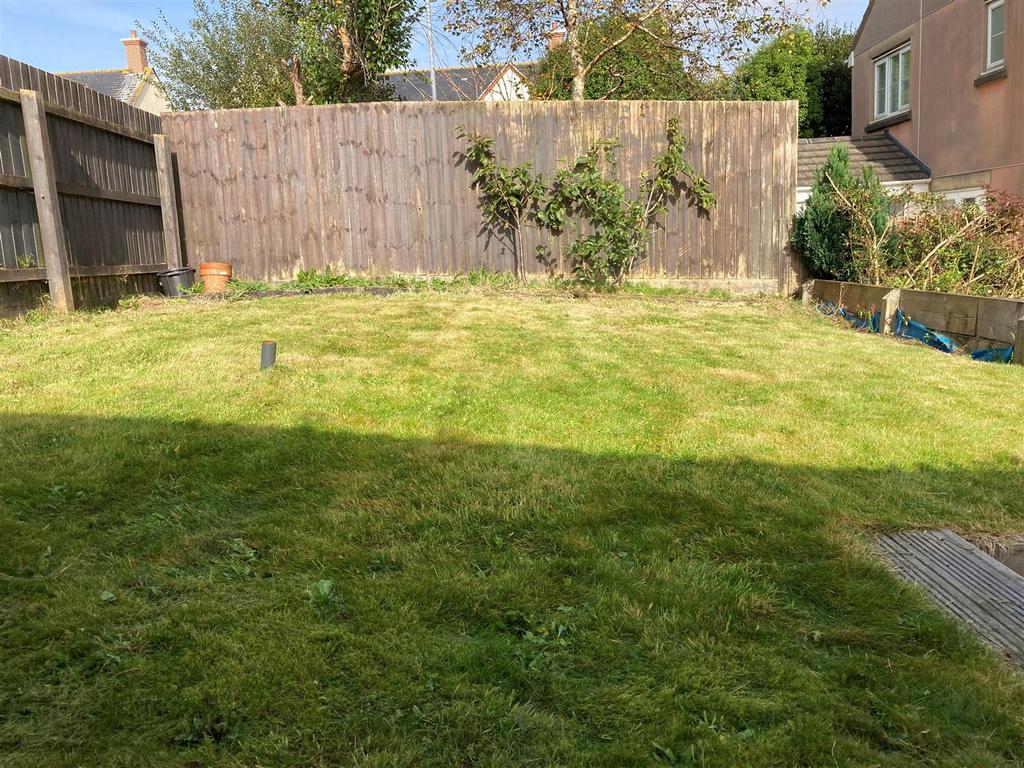 Garden 2.jpg
