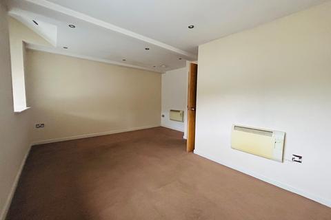 2 bedroom apartment for sale, Browning Avenue, Halifax, West Yorkshire, HX3