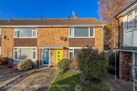3 bedroom end of terrace house for sale, St. Lukes Close, Westgate-on-Sea, CT8