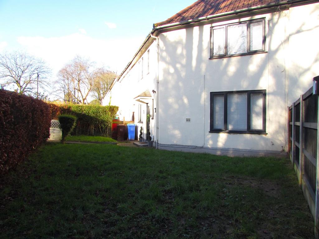 Bude Walk, Baguley, Manchester, M23 3 bed terraced house for sale £