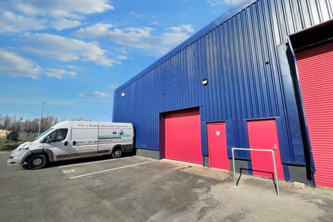 Warehouse to rent, Adams Road, Maryport CA14