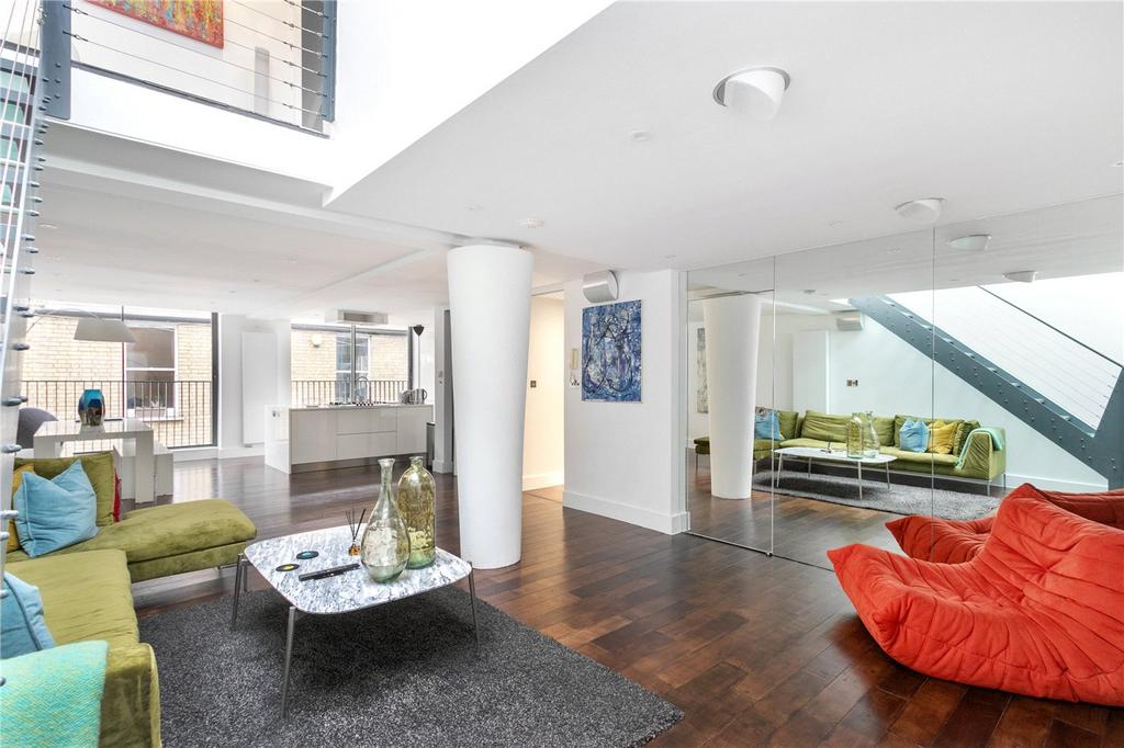 Blackstock Mews, London, N4 3 bed terraced house for sale £1,200,000