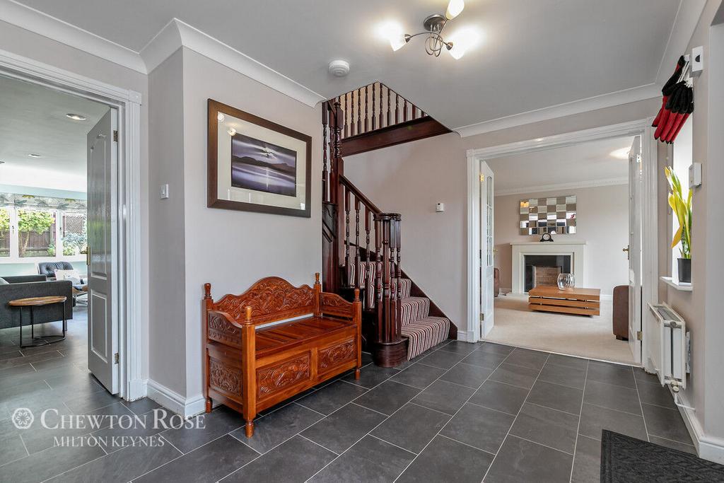 Redland Drive, Loughton 5 bed detached house for sale £950,000