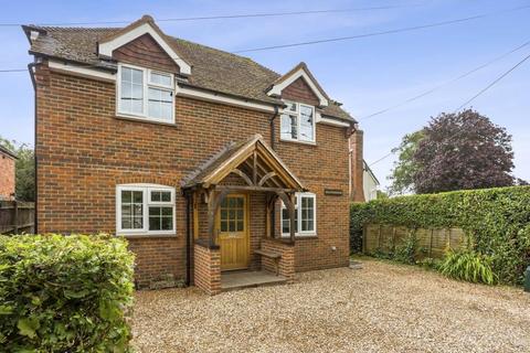 3 bedroom detached house for sale, Old Vyne Lane, West Heath, RG26