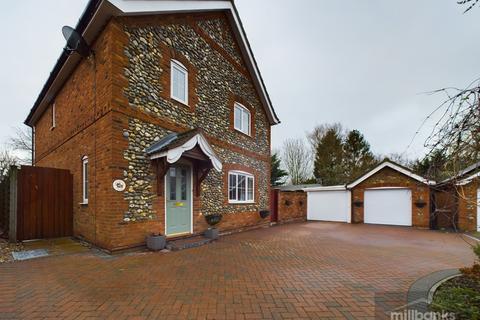 3 bedroom detached house for sale - Black Horse Close, Watton, Thetford, Norfolk, IP25 6ES