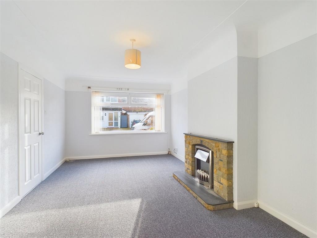 Rutland Crescent, Ormskirk, Lancashire, L39 1LP 4 bed semidetached