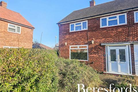 104 Daventry Road, Romford, RM3 7RH