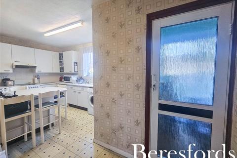 104 Daventry Road, Romford, RM3 7RH