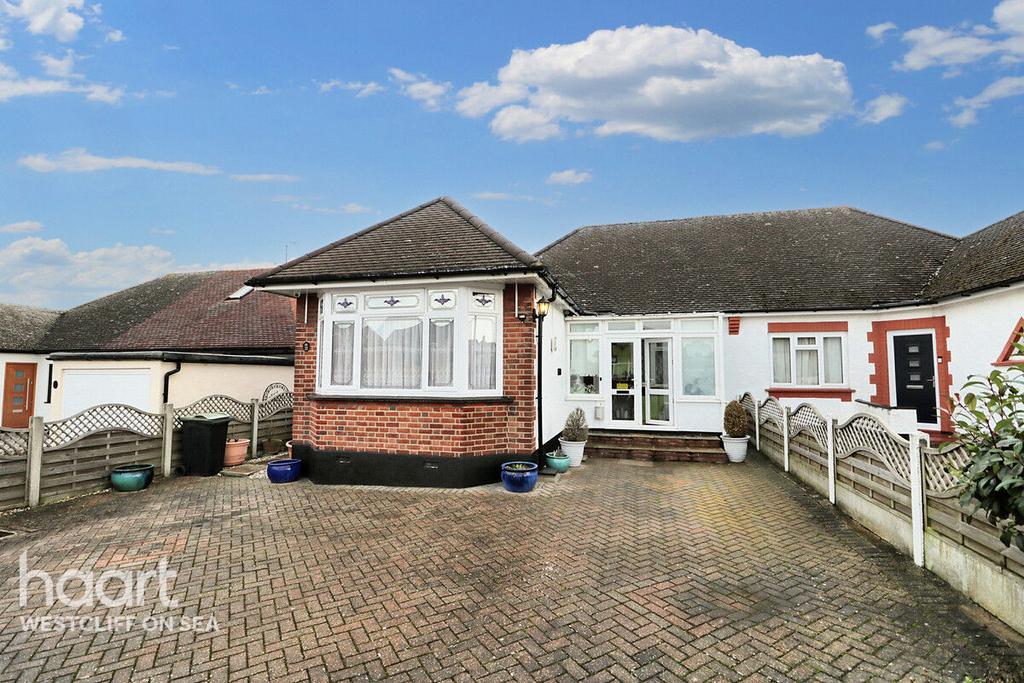Somerton Avenue, WestcliffOnSea 3 bed bungalow for sale £375,000