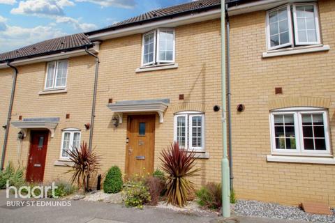 2 bedroom terraced house to rent, Lapwing Grove, Stowmarket
