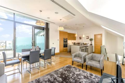 3 bedroom penthouse for sale, Leman Street, Aldgate East, London, E1