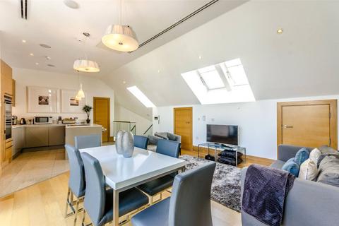 3 bedroom penthouse for sale, Leman Street, Aldgate East, London, E1