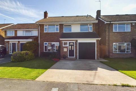 4 bedroom detached house for sale, Parrs Road, High Wycombe HP14