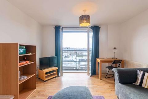 1 bedroom flat to rent, 2794L Lindsay Road, Edinburgh, EH6 4EP