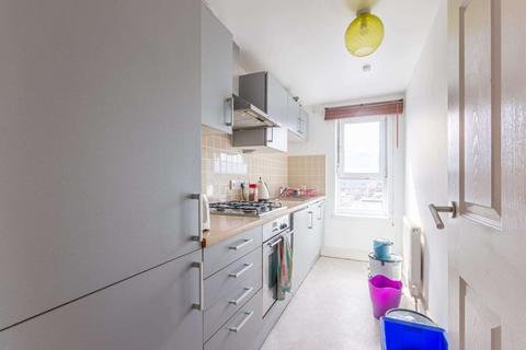 1 bedroom flat to rent, 2794L Lindsay Road, Edinburgh, EH6 4EP