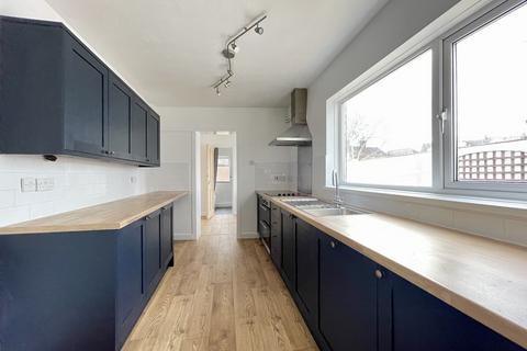 15 Ebrington Road, Exeter, EX2 8JQ