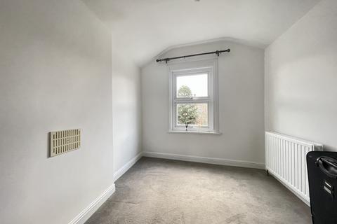 15 Ebrington Road, Exeter, EX2 8JQ