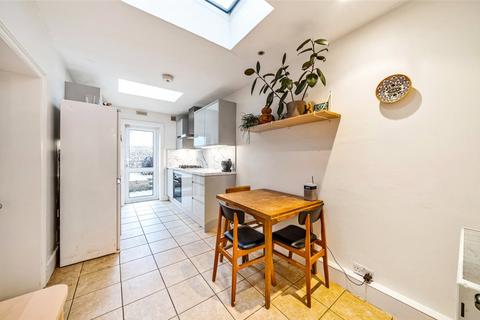 2 bedroom maisonette for sale, Rutland Walk, London