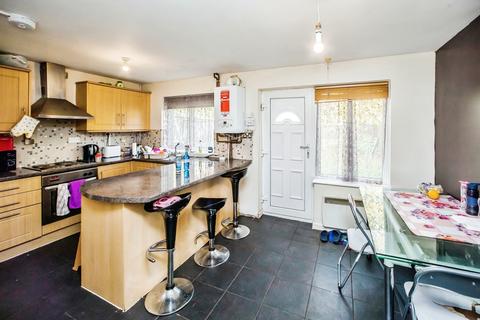 1 Chestnut Close, Newsome, Huddersfield, HD4 6YL